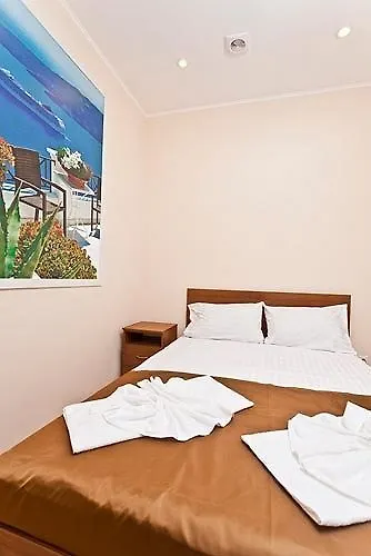 Lukyanovsky Hotel Kyiv